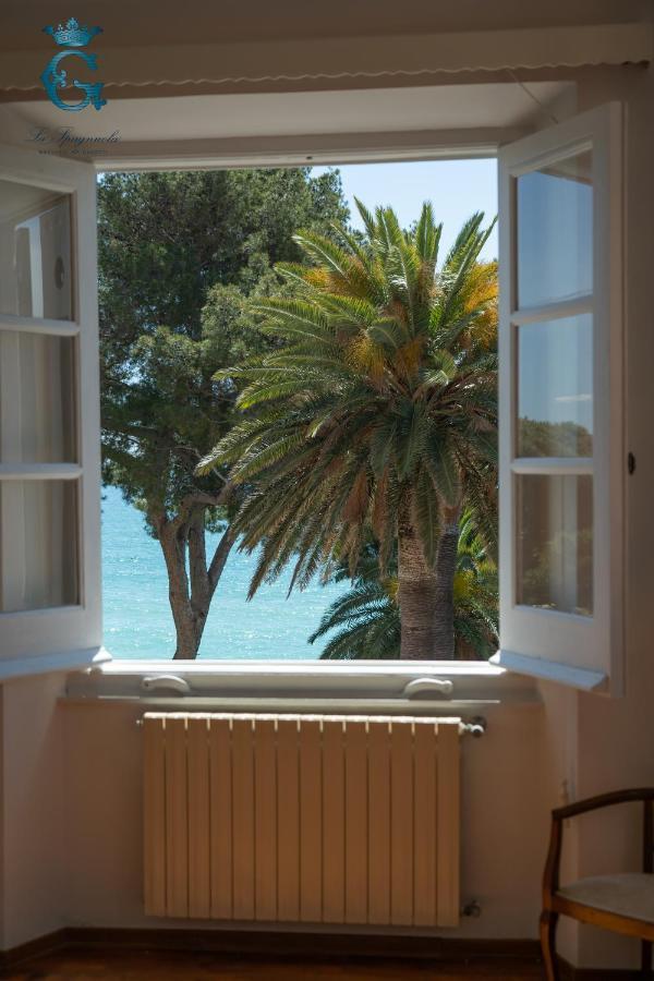 La Spagnuola - Villa Cinquecentesca Sul Mare Con Parco Privato Savona Exterior photo
